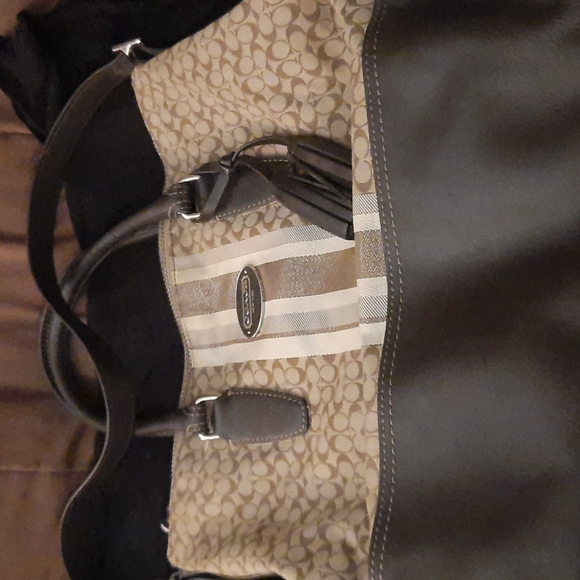 Coach Bag - Picture 4 of 6